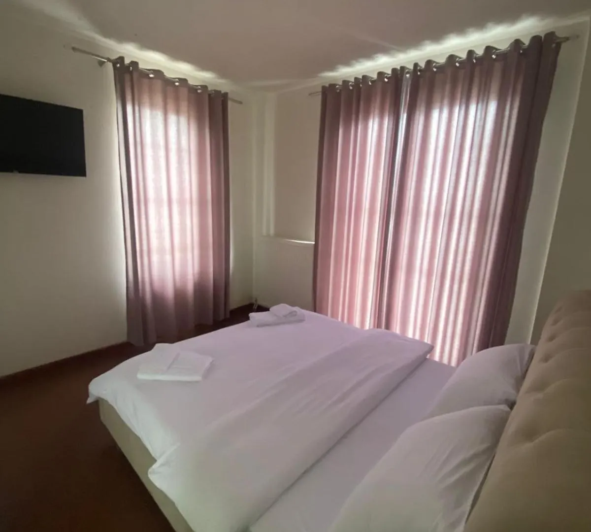 Vila Loris Hotel Voskopoje